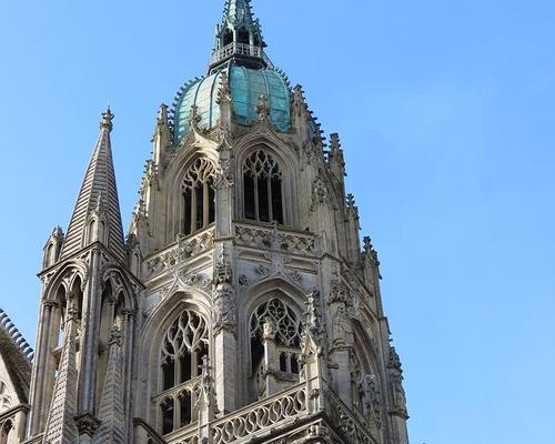 F3_Tour_centrale_cathedrale_Bayeux
