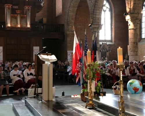 1607_Messe des Nations 49