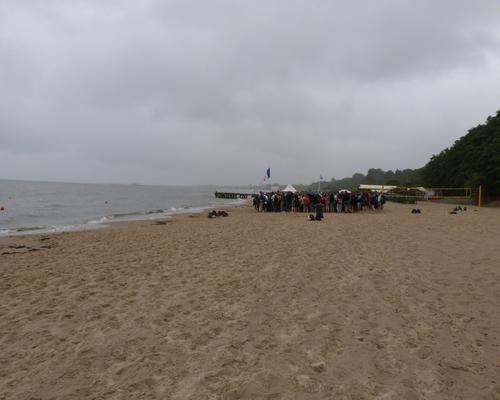 P1130816 marche sur la plage vers Sopot