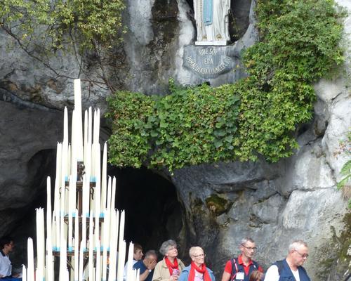 Lourdes2016_01_grotte (6)
