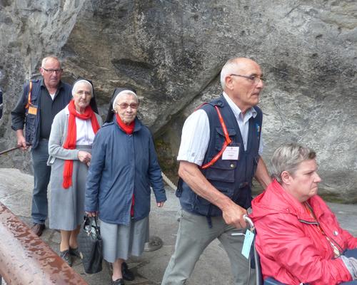 Lourdes2016_01_grotte (11)