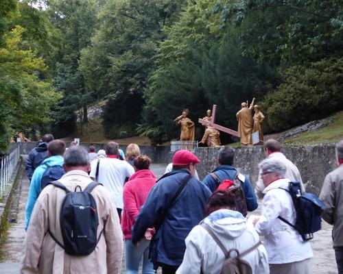 Lourdes2016_1_chemincroix 7