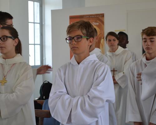 lourdes2016 porte sainte jeunes 6