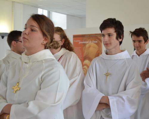 lourdes2016 porte sainte jeunes 8