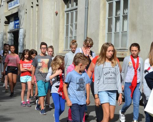 lourdes2016 porte sainte jeunes 18