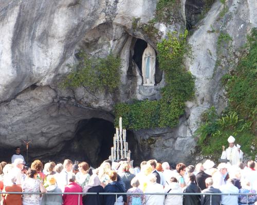 Lourdes2016_02_messegrotte 18