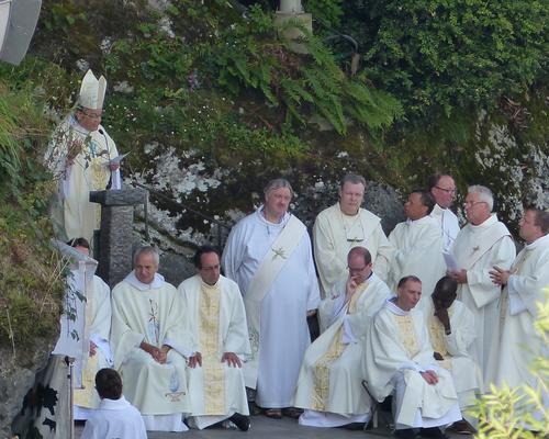Lourdes2016_02_messegrotte 21
