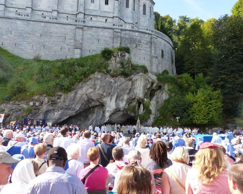Lourdes2016_02_messegrotte 29