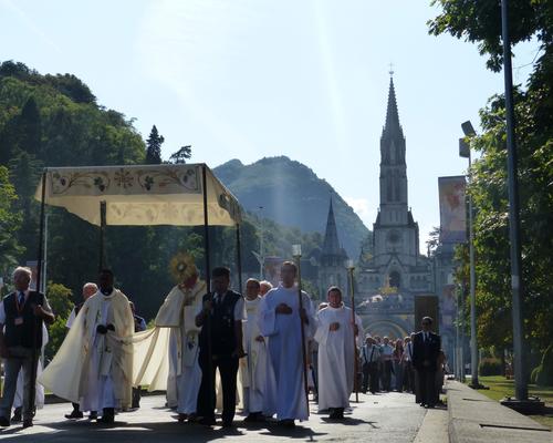 Lourdes2016-02-pro_st_sacrement 5