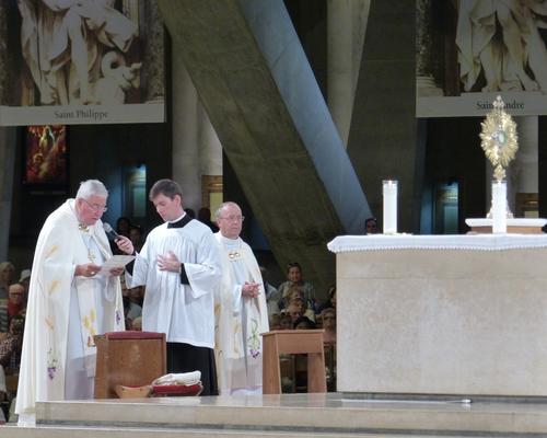 Lourdes2016-02-pro_st_sacrement 7