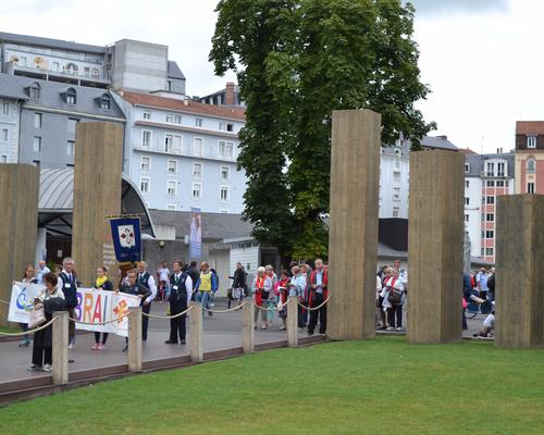 Lourdes2016_03_portesainte 4