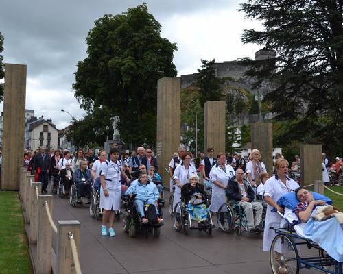 Lourdes2016_03_portesainte 10