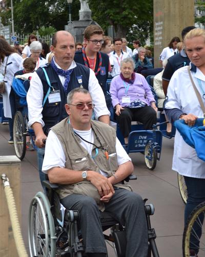 Lourdes2016_03_portesainte 20