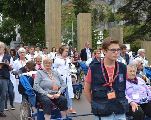 Lourdes2016_03_portesainte 21