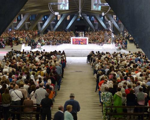 Lourdes2016_04_messeinternationale 3