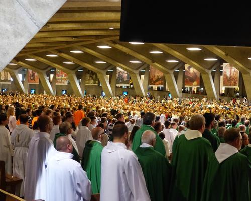Lourdes2016_04_messeinternationale 7