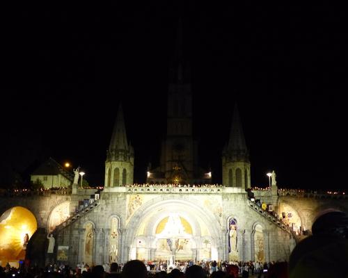 Lourdes2016_04_procession mariale 13
