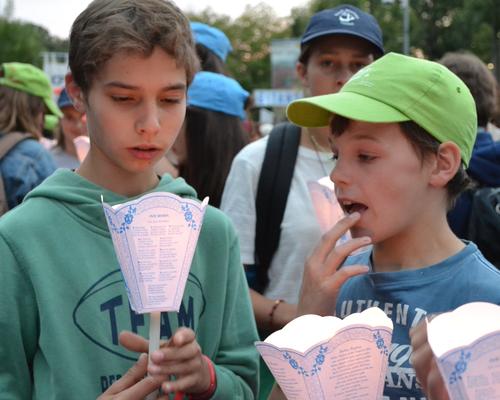 lourdes2016-05 procession mariale  9