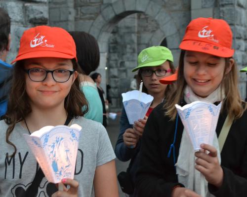 lourdes2016-05 procession mariale  10