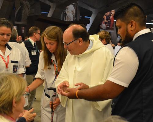 lourdes2016-06-onction-malades 14
