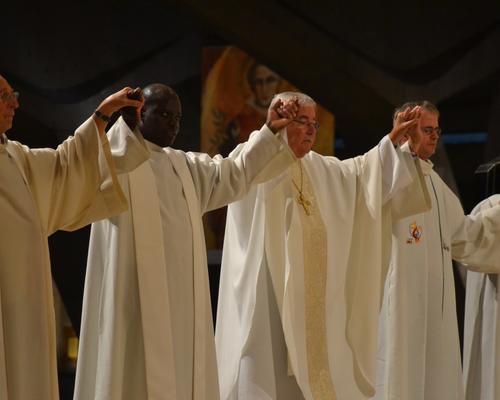 lourdes2016-06-onction-malades 38