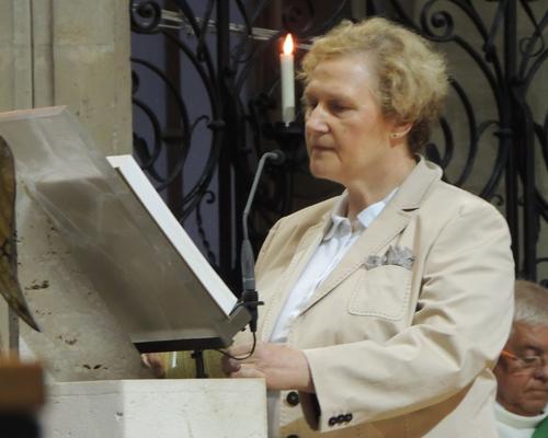 1ère lecture lue par Pascale