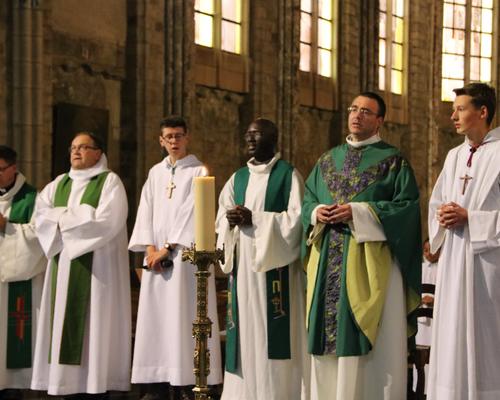 1609_Messe avec les SUF 12