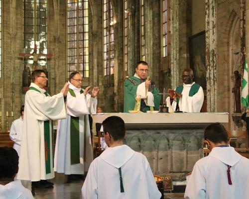 1609_Messe avec les SUF 37