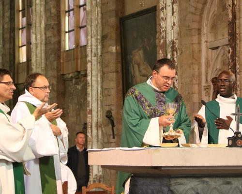 1609_Messe avec les SUF 39