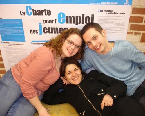 attention des jeunes et adultes présents