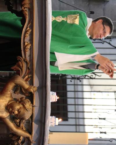1609_Messe à la collégiale 32