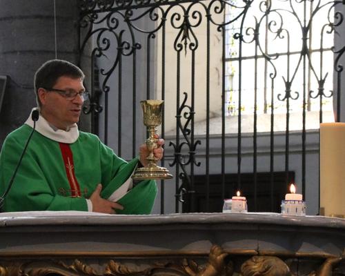 1609_Messe à la collégiale 33