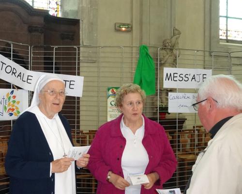 Sœur Marie Béatrice et Pascale Delevallée