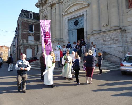 Procession reliques St Gery  sept 2016 (2)