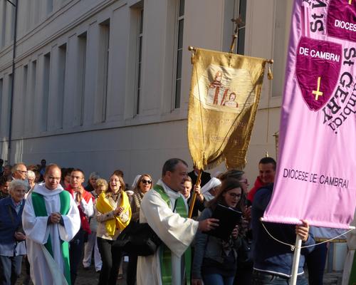 Procession reliques St Gery  sept 2016 (11)