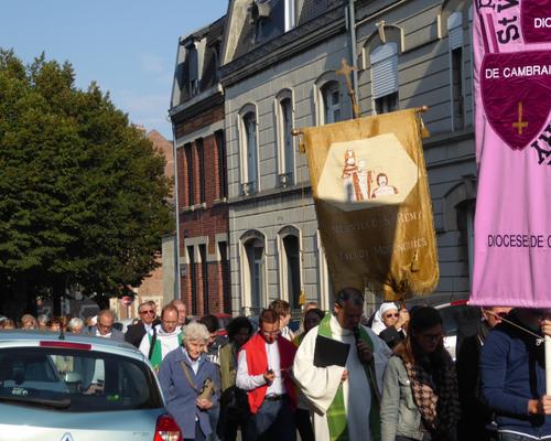 Procession reliques St Gery  sept 2016 (12)