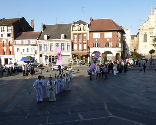 Procession reliques St Gery  sept 2016 (17)