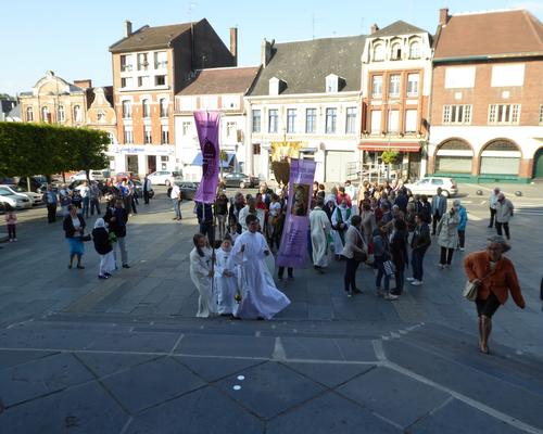 Procession reliques St Gery  sept 2016 (18)