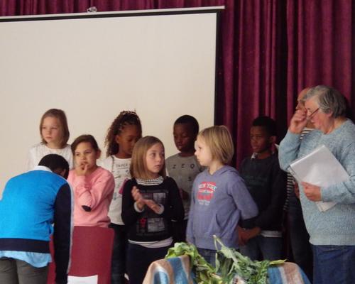 les enfants se préparent