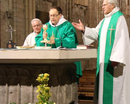 1611_Messe à ND 19