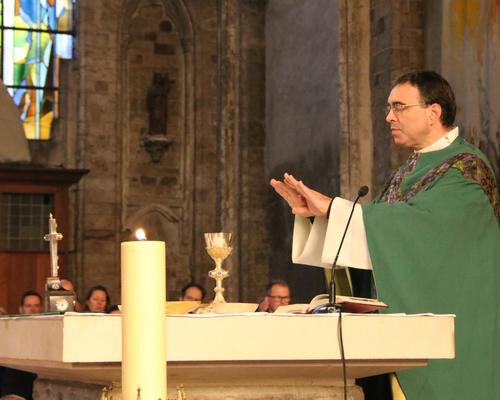 1611_Caté-messe 37