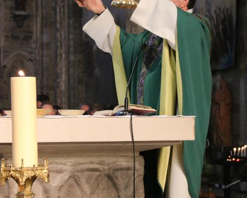 1611_Caté-messe 40
