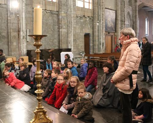 1611_Caté-messe 44