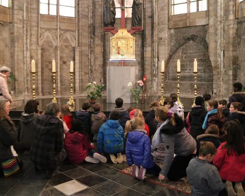 1611_Caté-messe 45