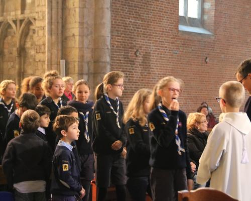 1611_Caté-messe 47