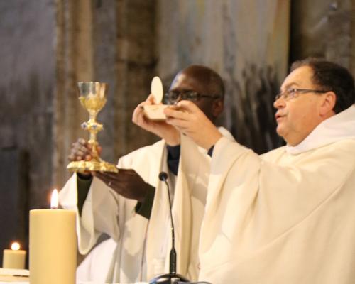 1611_Messe pour victimes de ttes les guerres 27