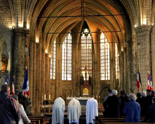 1611_Messe pour victimes de ttes les guerres 34
