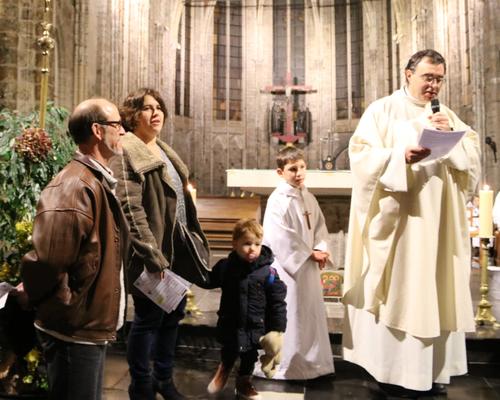 1611_Entrée en Eglise 25