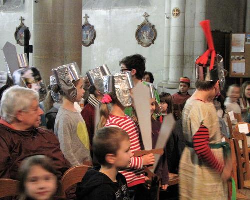 une véritable armée dans l'Eglise