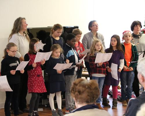 1612_Caté chante Noël résidence MDV 14